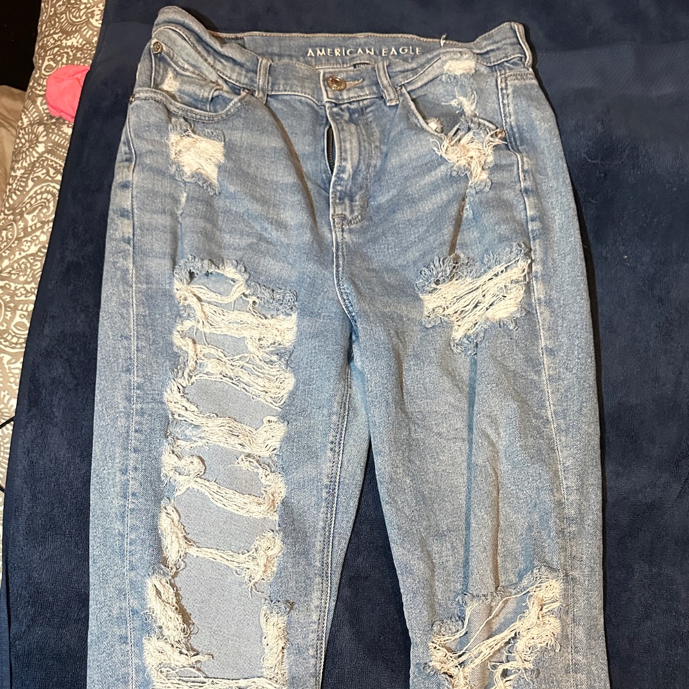 American Eagle 90s boyfriend Jeans